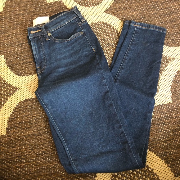 Everlane Denim - Everlane mid rise skinny jeans Everlane Denim - Everlane mid rise skinny jeans
